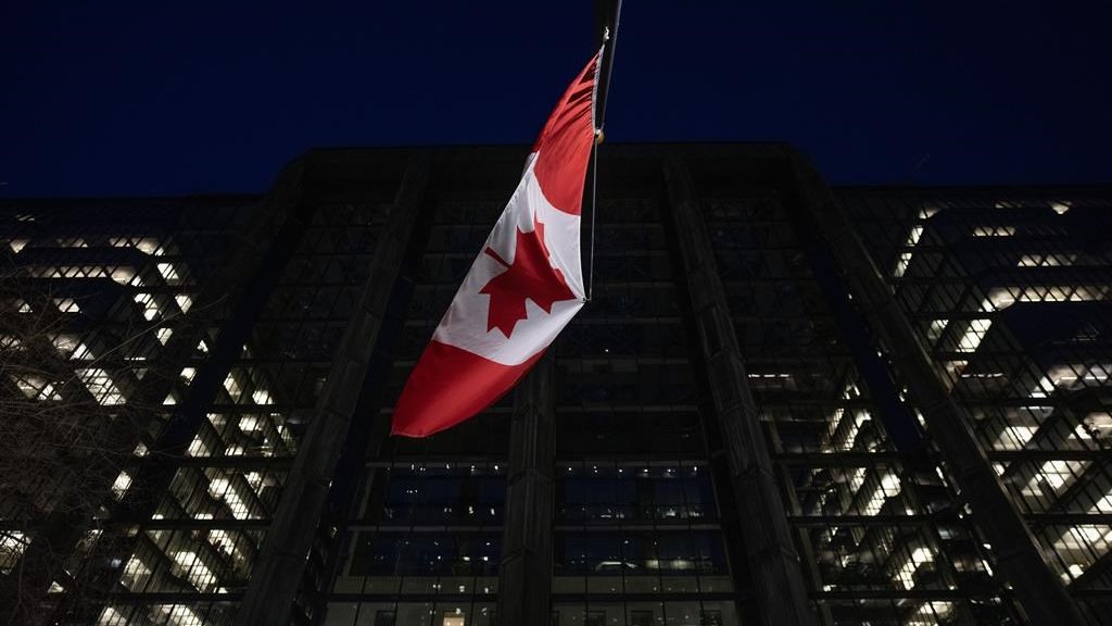 Bank of Canada expected to hold interest rates this week as grey cloud hangs over economy